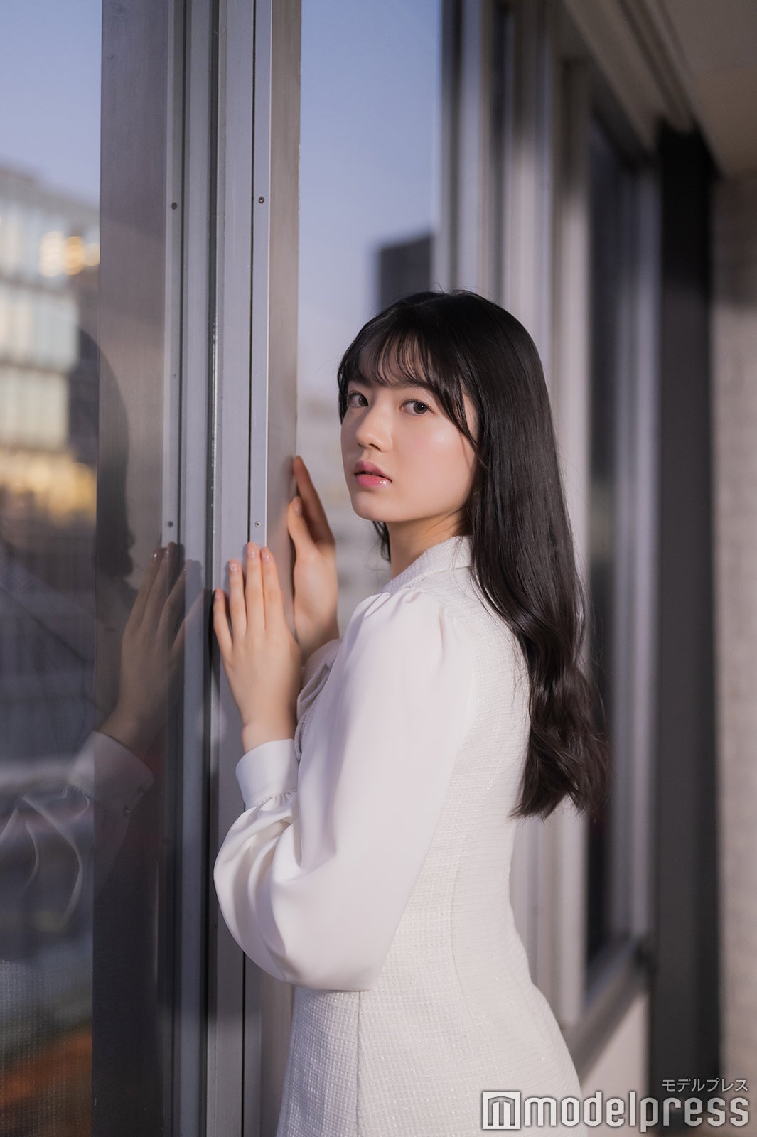 鹿毛茉弥さん（C）モデルプレス