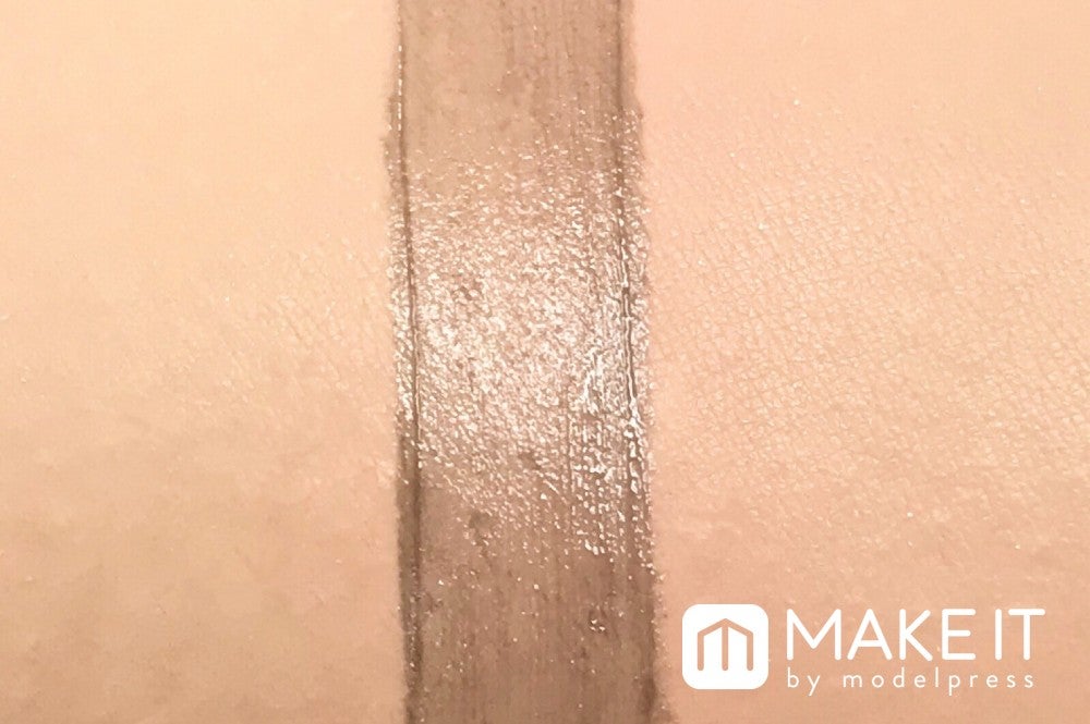 ヴィセ アヴァン／リップスティック／015 POKER FACE (C)メイクイット