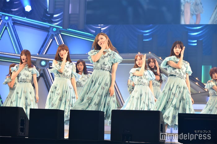 乃木坂46(C)モデルプレス