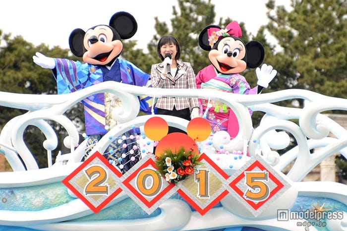 東京ディズニーシー「ニューイヤーズ・グリーティング」/ミッキー、今枝李衣奈、ミニー