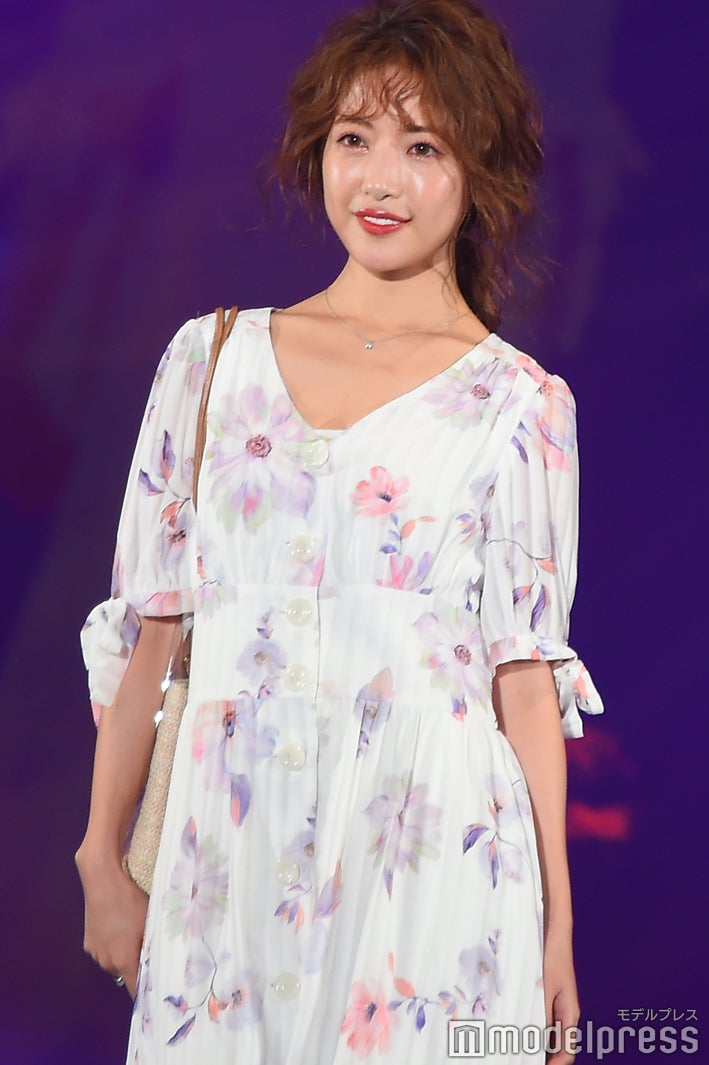 （C）モデルプレス