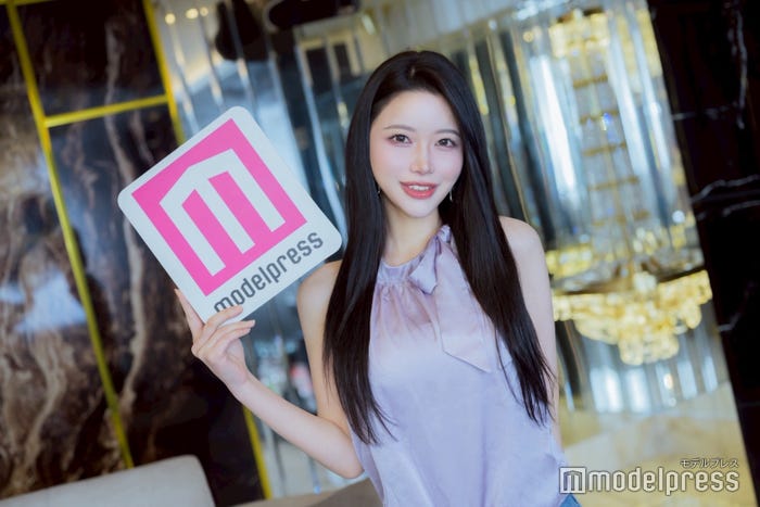 一条すず「BARCELONA桃李」(C)モデルプレス