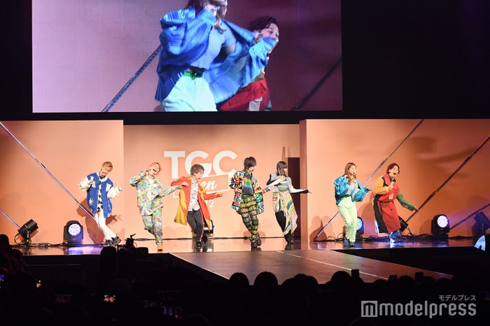 フォーエイト48(C)モデルプレス