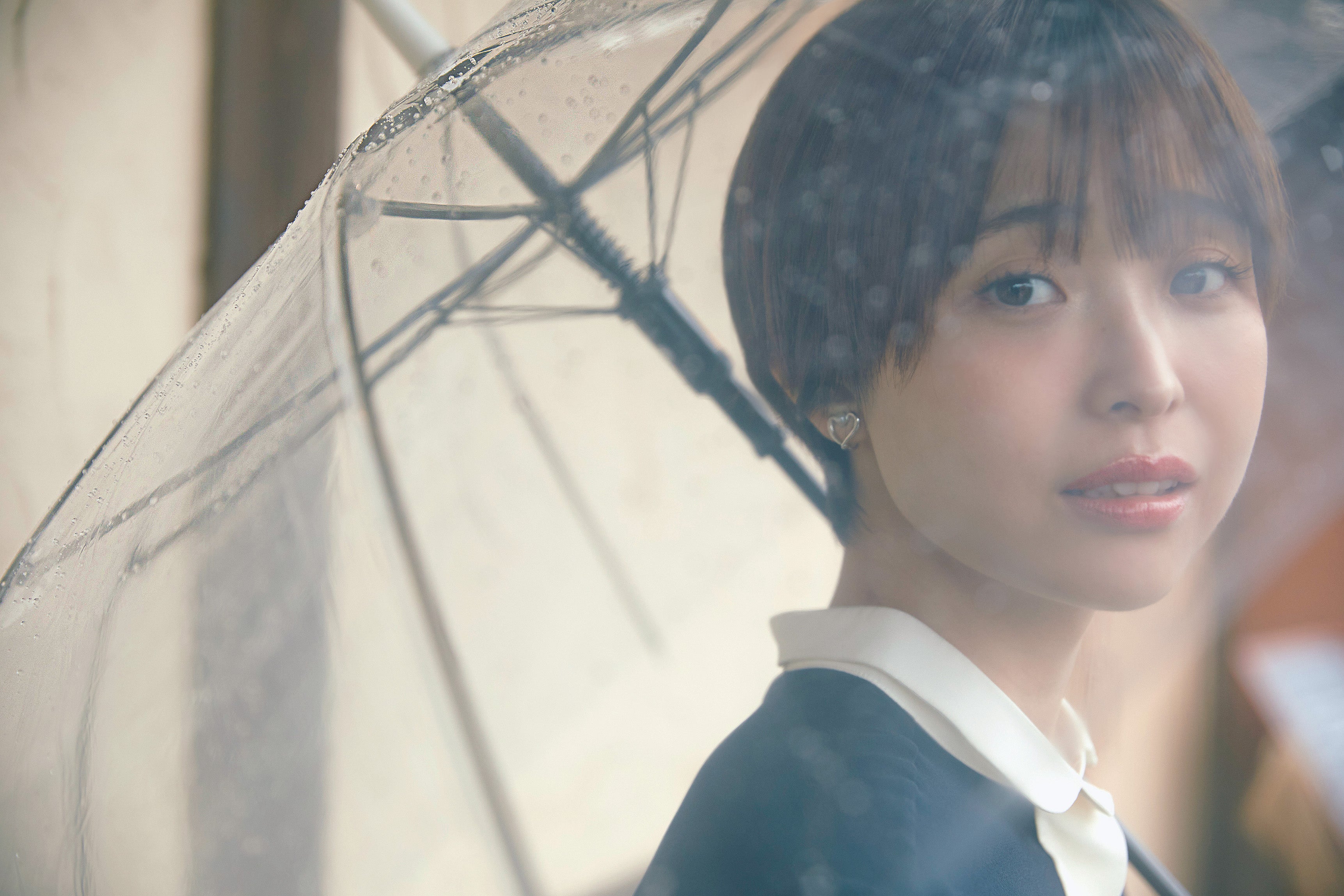 渡邊渚（C）撮影：三宮幹史／渡邊渚フォトエッセイ「透明を満たす」（講談社）より