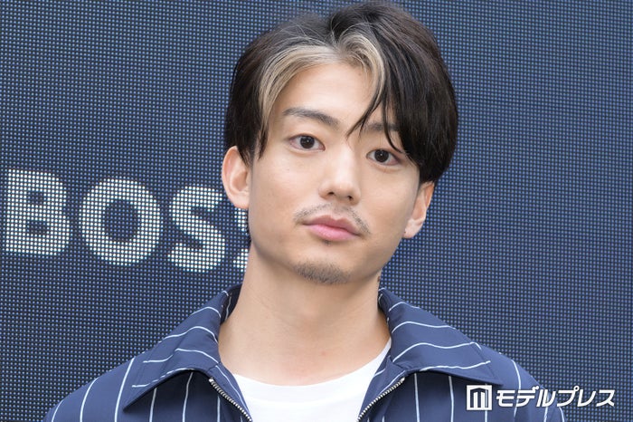 伊藤健太郎、甥っ子との抱っこショット公開「まるで親子」「いいお父さんになりそう」と反響続々
