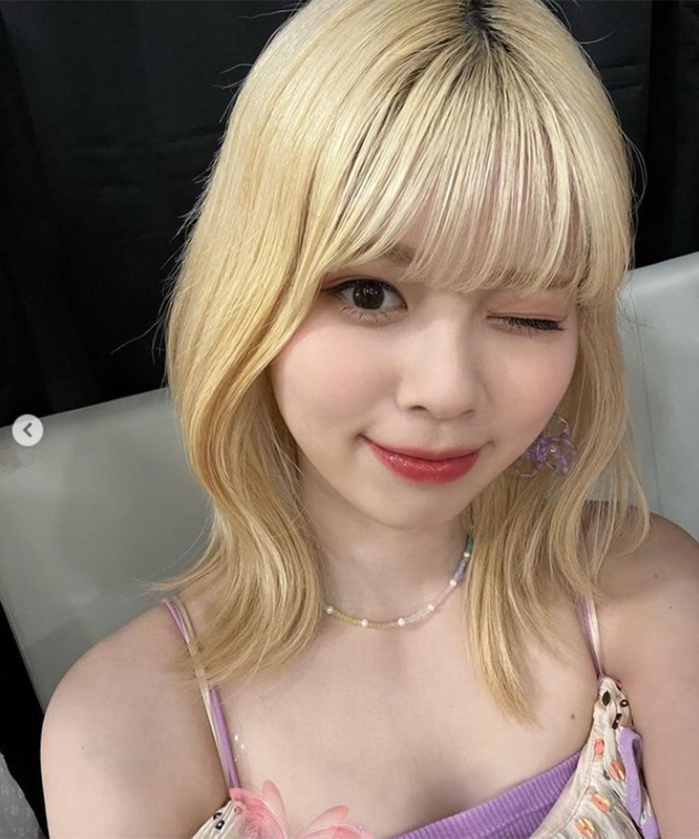 NiziUリク、髪ばっさりイメチェン後の自撮りショット公開「新ヘアも似合う」「ウインクの破壊力すごい」と反響