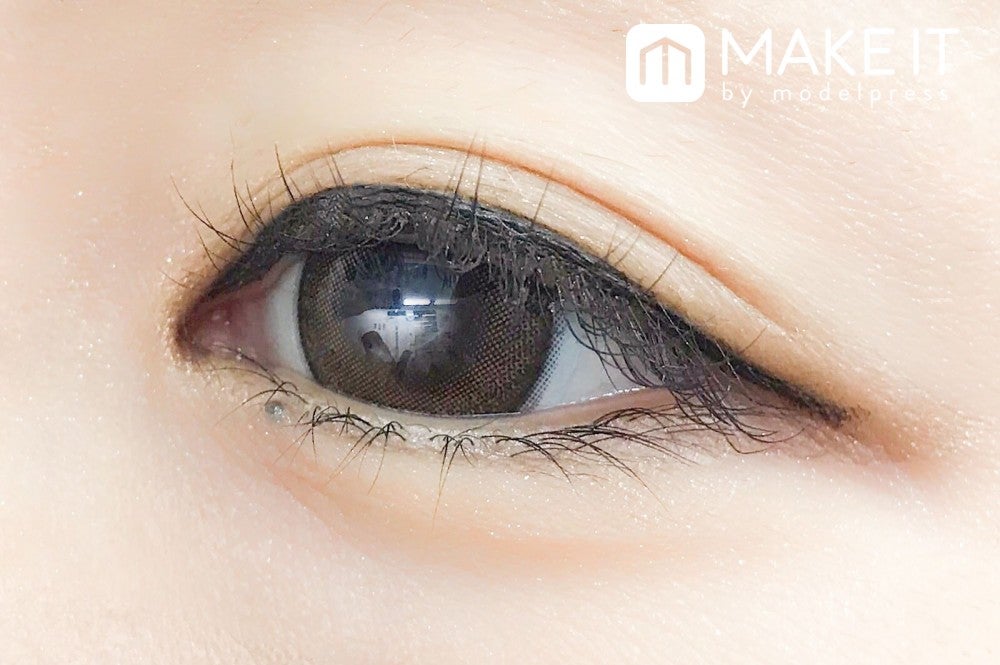 LB／スリムジェルアイライナー／セピア 使用 (C)メイクイット