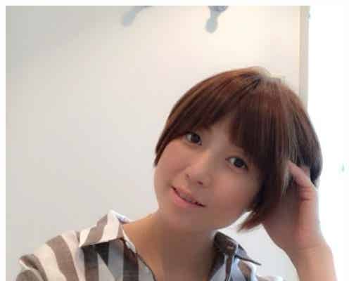 第4子妊娠中のhitomi、出産前にショートヘアにカット