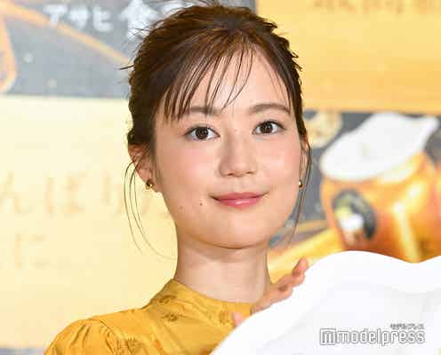 生田絵梨花、共演歌手と食事へ「2人ともプライベートモード」頬寄せ合う2ショットに反響