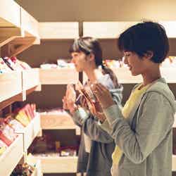 和菓子やスナック菓子も!福岡にお菓子がコンセプトの新ホステル開業へ/画像提供:インベスターズクラウド