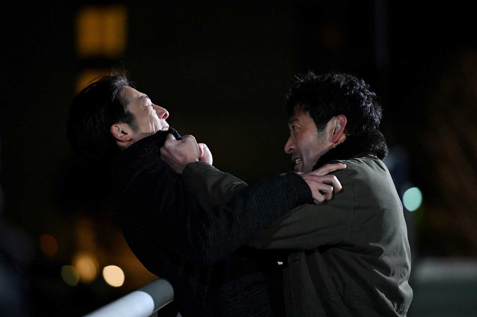 高橋一生、迫田孝也「天国と地獄 ～サイコな2人～」第9話より（C）TBS