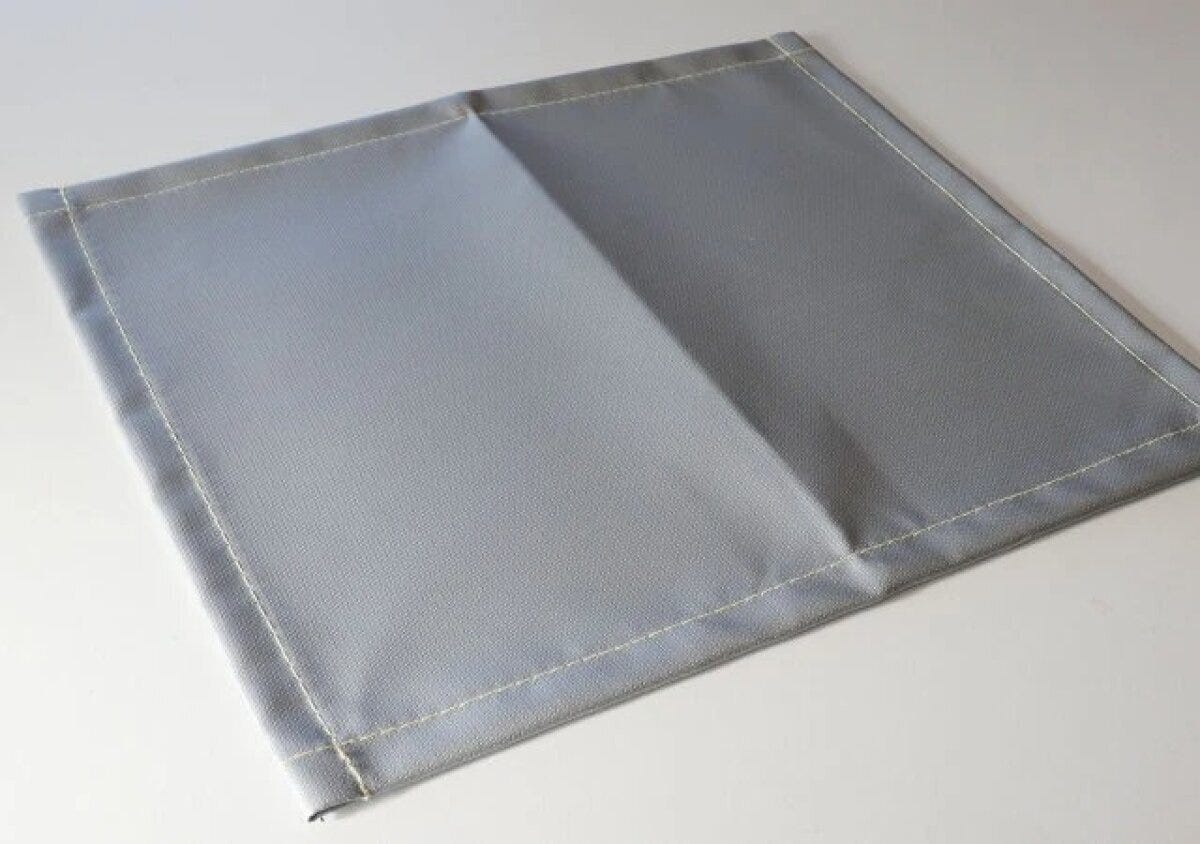 ダイソー 焚き火シート ダイソー 焚き火シート