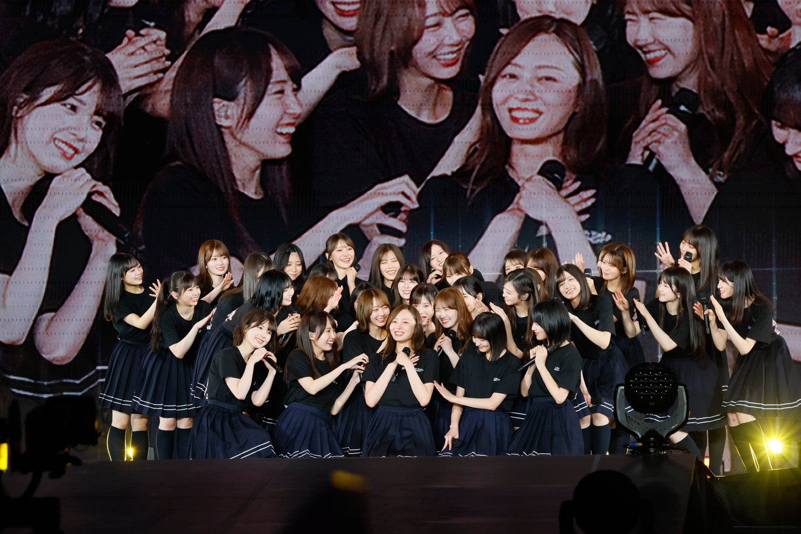 乃木坂46、6期生が梅澤美波からの言葉に涙浮かべる「すごく重たいものを背負わせてしまった」【14thバスラ DAY2】