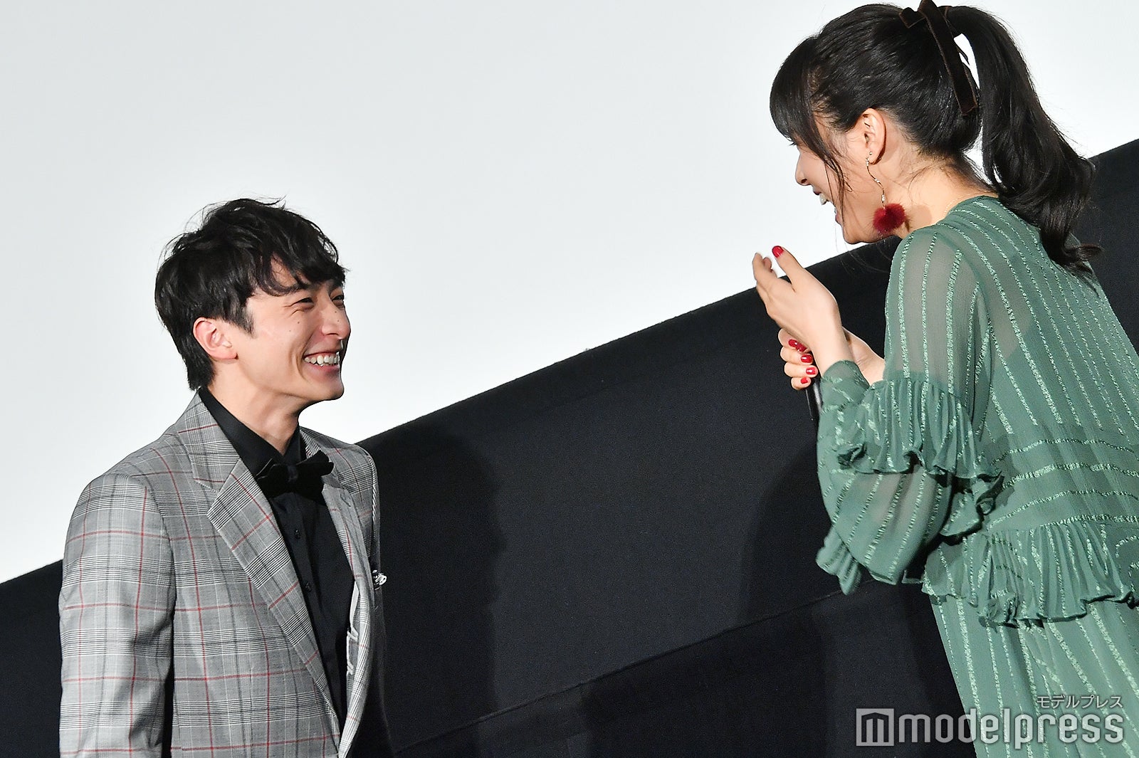 小関裕太、土屋太鳳 （C）モデルプレス