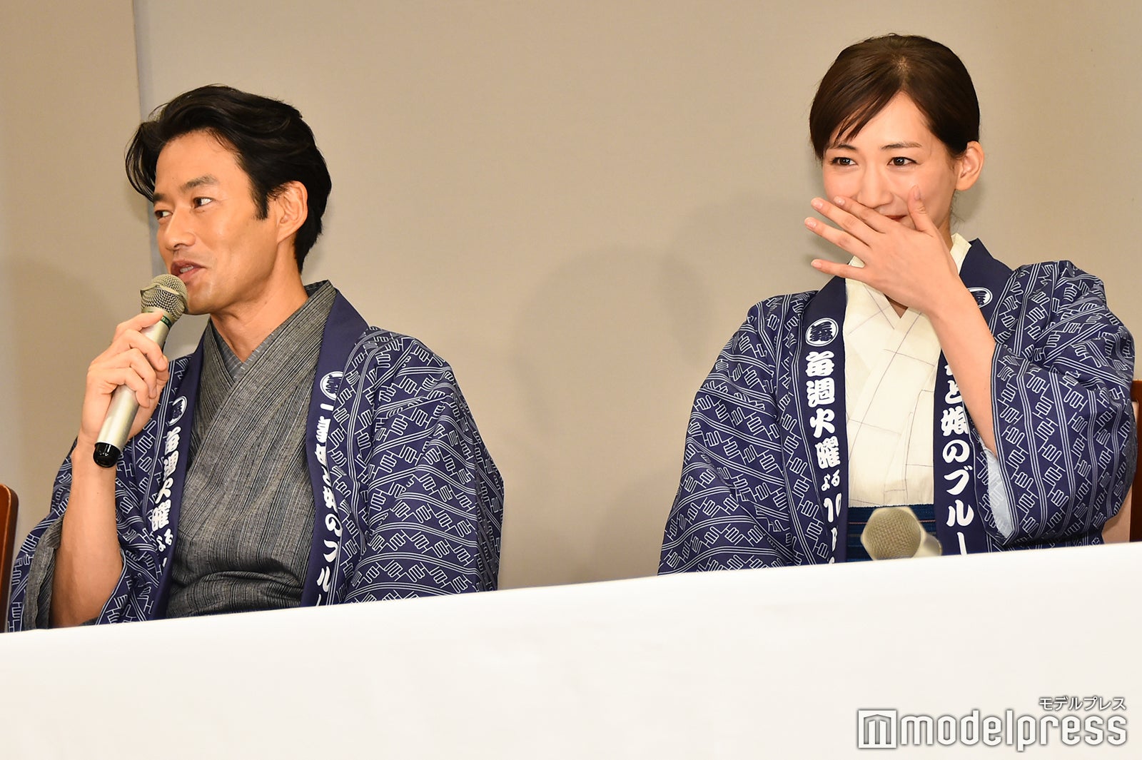 竹野内豊、綾瀬はるか （C）モデルプレス