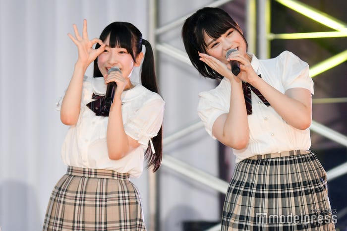 櫻井もも、高松瞳(C)モデルプレス