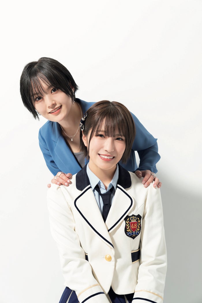 山本彩、小嶋花梨（C）NMB48・KOBUNSHA