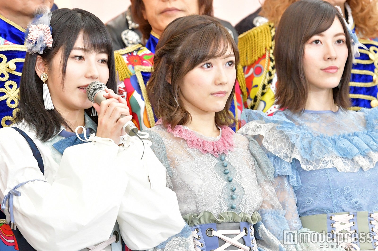 横山由依、渡辺麻友、松井珠理奈 （C）モデルプレス