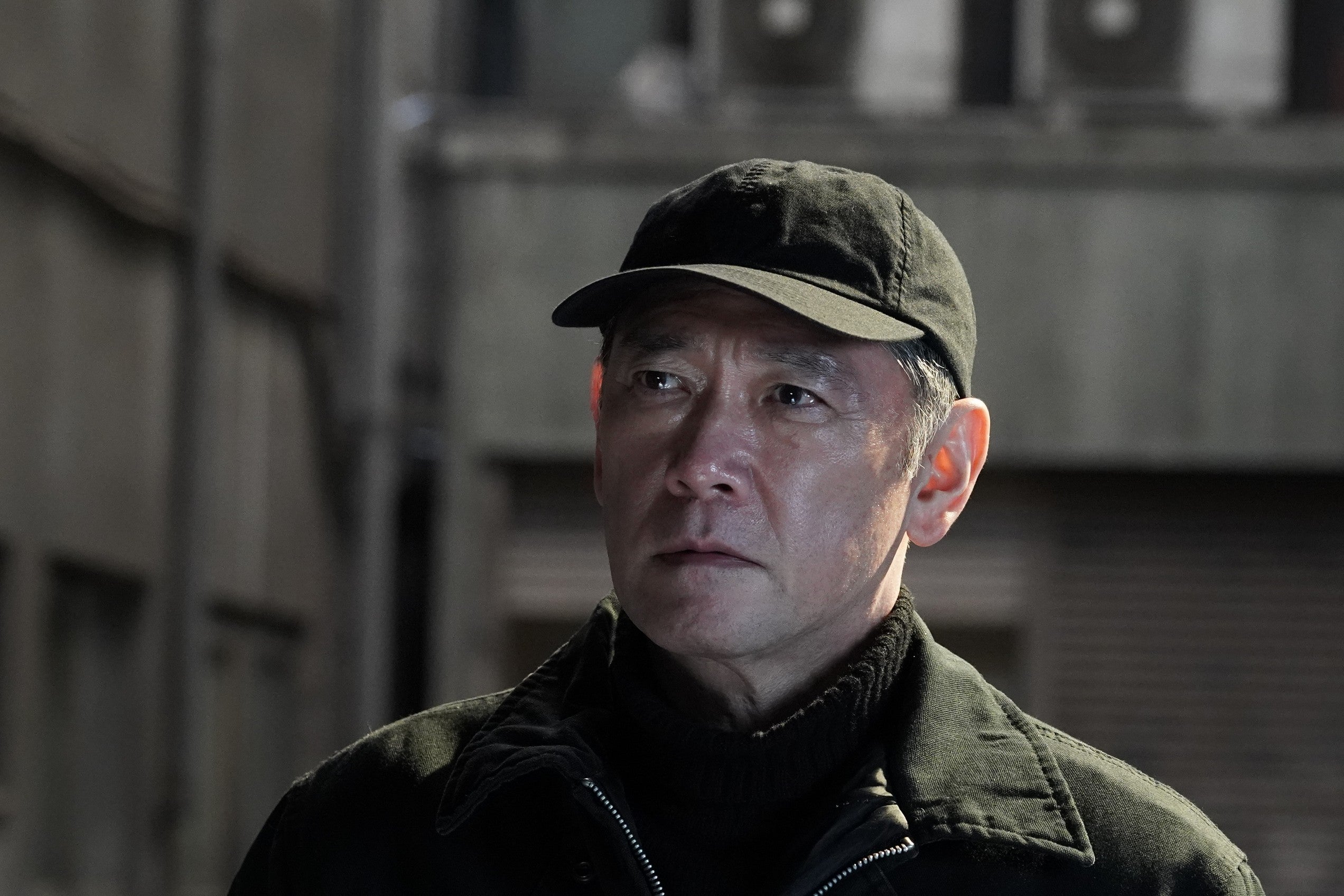 杉本哲太、波瑠の父親役で「アイシー」出演決定「1話から背中の出演をしておりました」