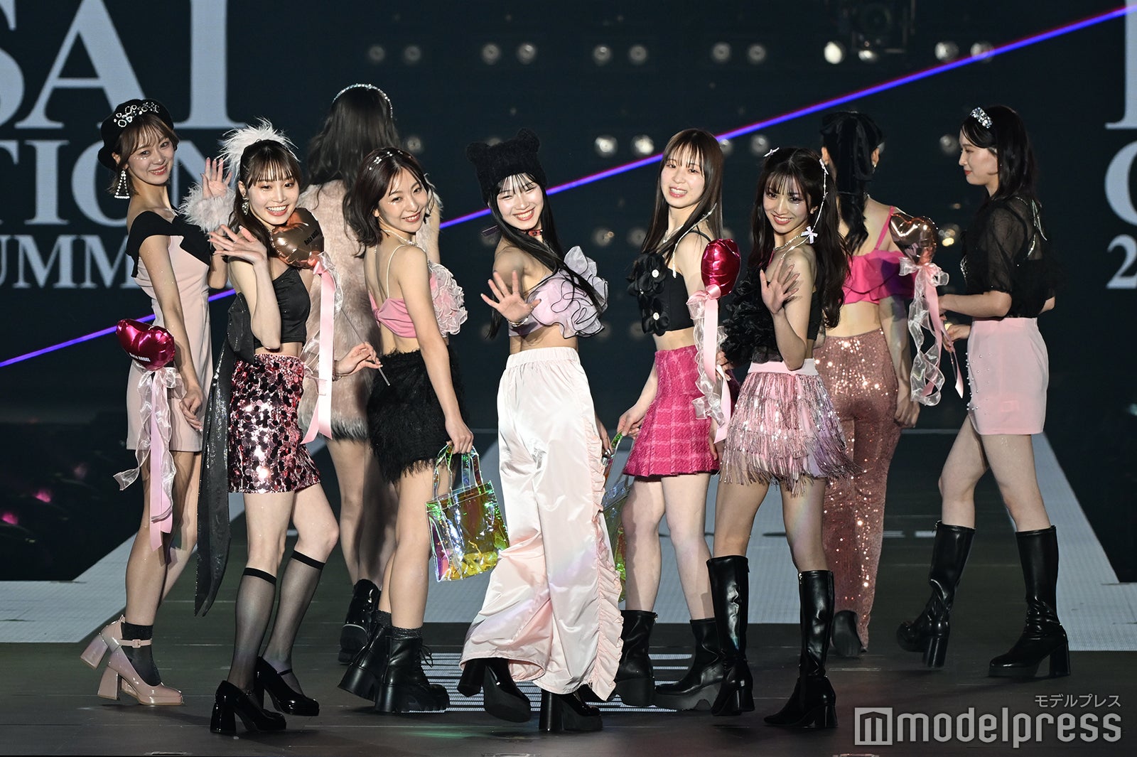 （C）モデルプレス