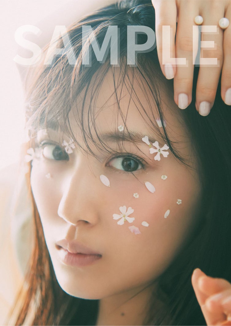 山下美月（画像提供：小学館）