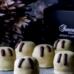 デンマーク発チョコレートブランド「サマーバード オーガニック」に、ハロウィン限定スイーツ登場