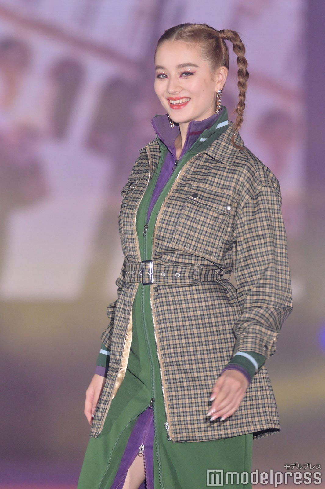 （C）モデルプレス