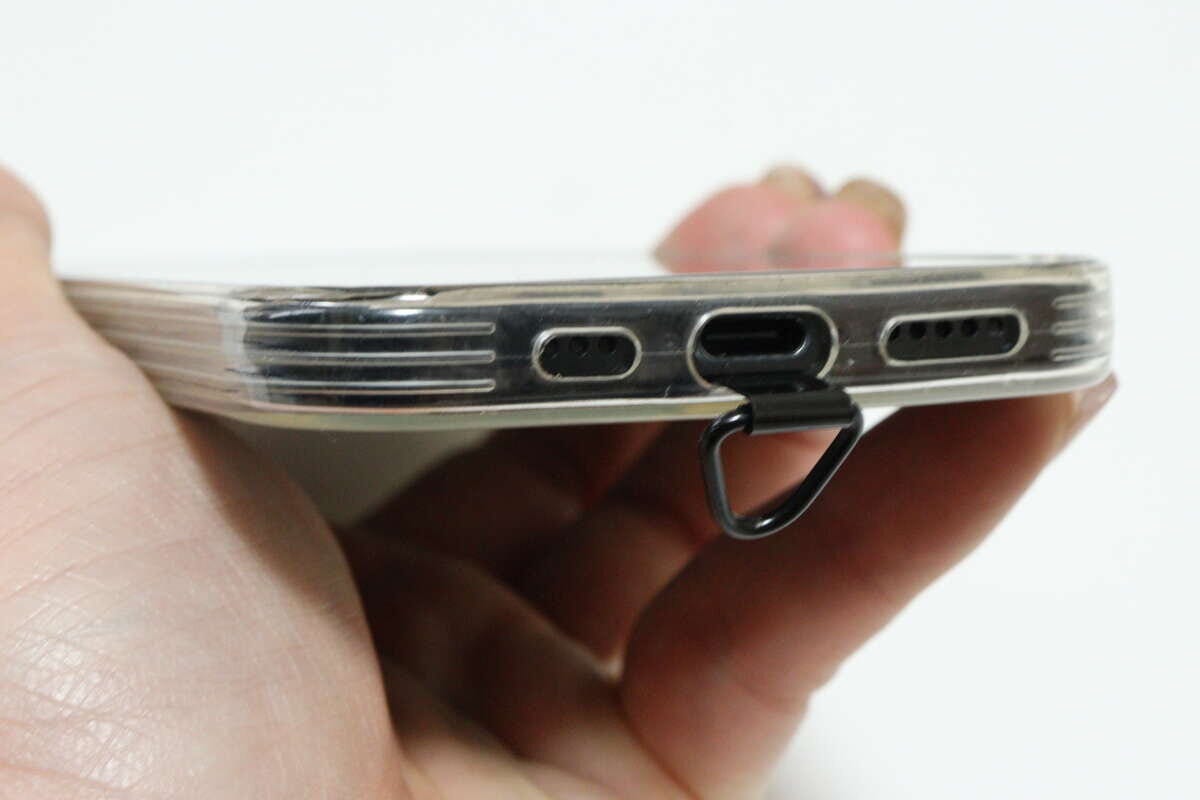 ダイソーのストラップホールシート2P