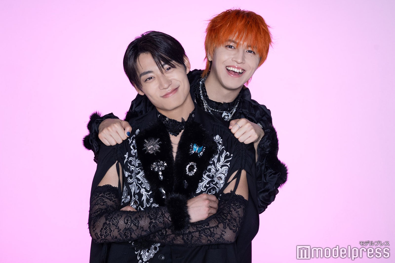 アロハ、タカシ（C）モデルプレス