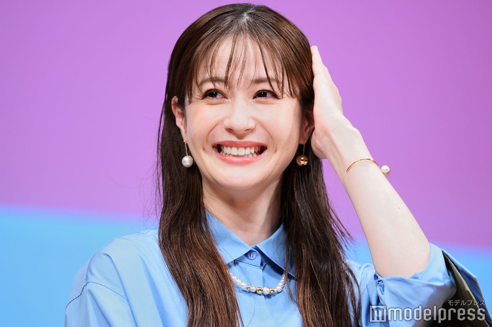 松本若菜、原作者からの似顔絵＆松村北斗らとの家族ショット公開で「ますますロス確定」の声