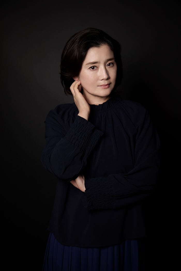 石田ひかり(C)佐野広実/講談社(C)2025 WOWOW