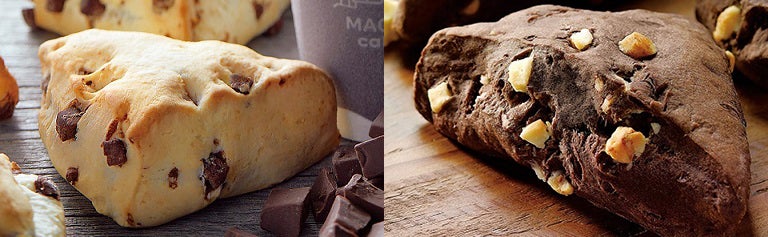 （左から）白のチャンクスコーン 生クリーム入り、黒のチャンクスコーン生クリーム入り／画像提供：ローソン