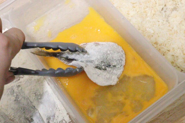 キャンドゥ 揚げ物らくトレー キャンドゥの卵がこぼれない揚げ物らくトレー