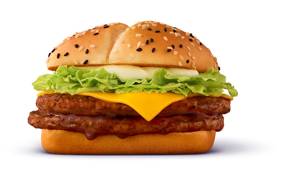 チーズダブルてりやき／マクドナルド×ドラゴンクエスト第2弾（提供写真）