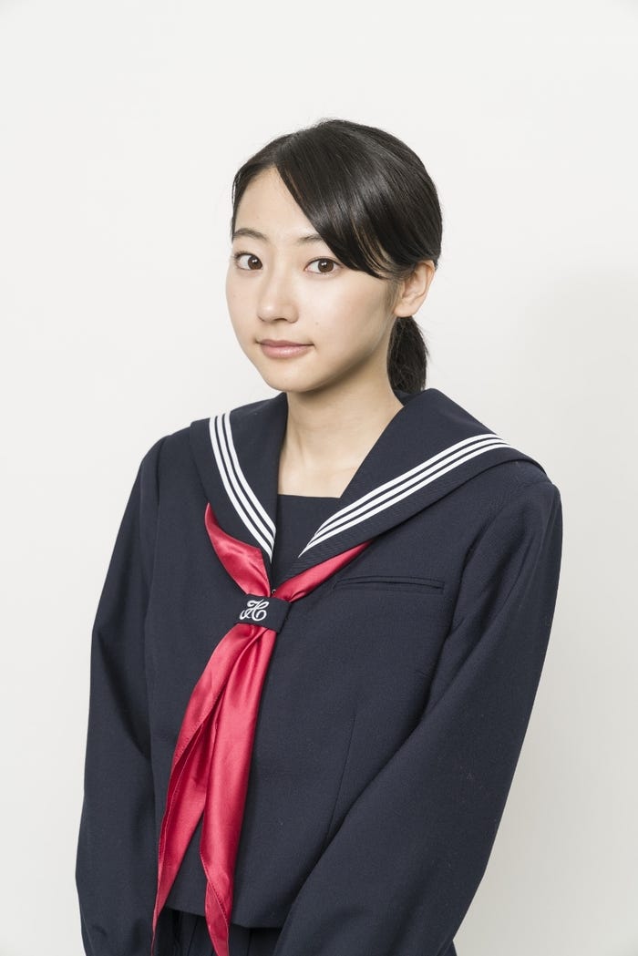 武田玲奈(C)青野春秋・小学館/「100万円の女たち」製作委員会