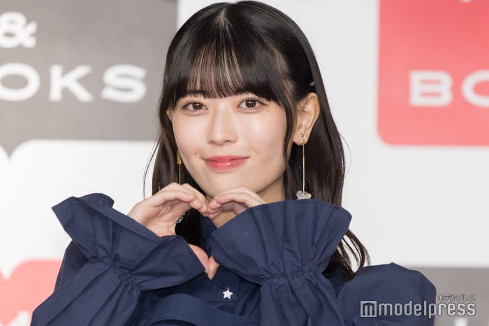 岩本蓮加(C)モデルプレス