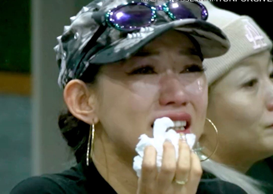 有名コーチが号泣…声を震わせ「一番言われたくない言葉を言ってしまった」練習生たちも涙止まらず