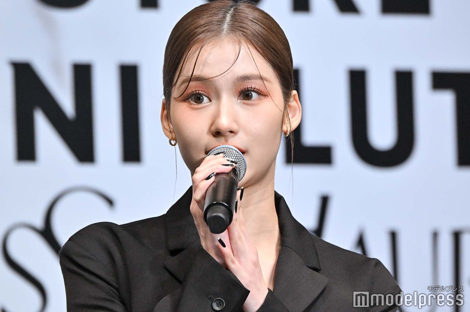 サナ（C）モデルプレス