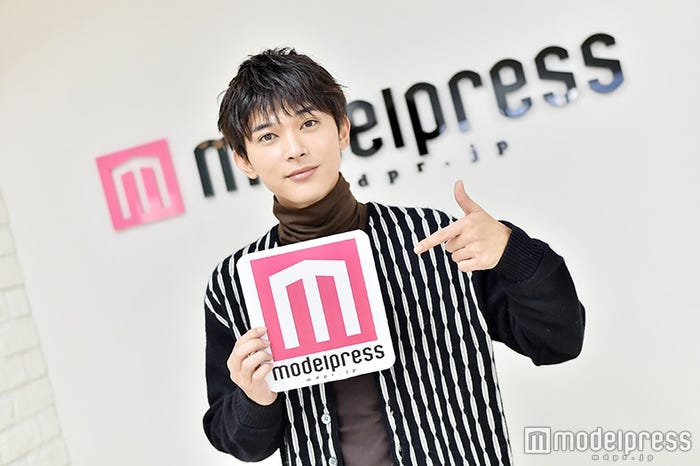 吉沢亮(C)モデルプレス