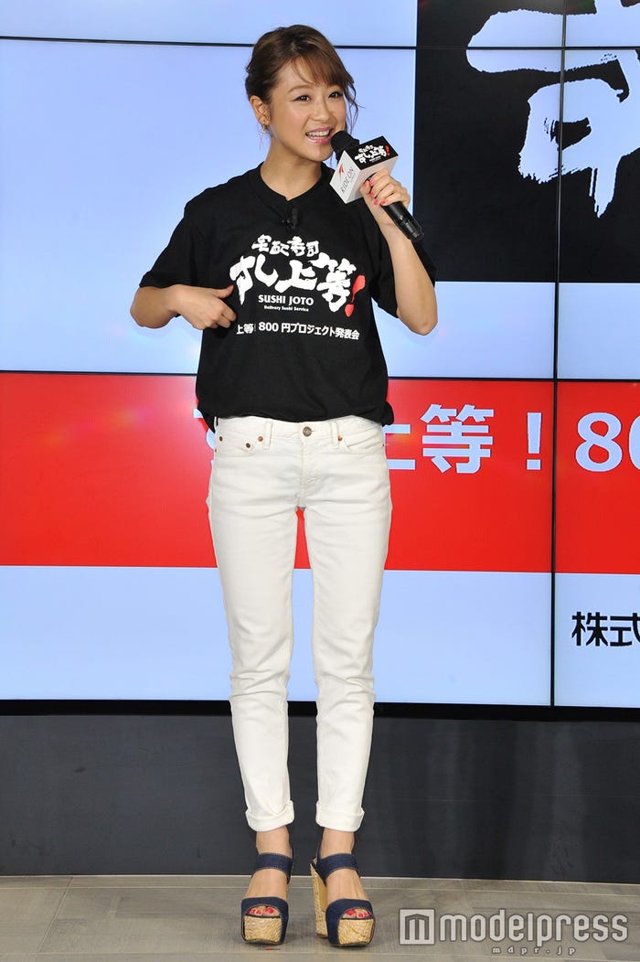 鈴木奈々(C)モデルプレス