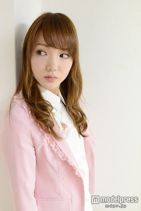 その表情の裏には、並々ならぬ思考が/下田美咲