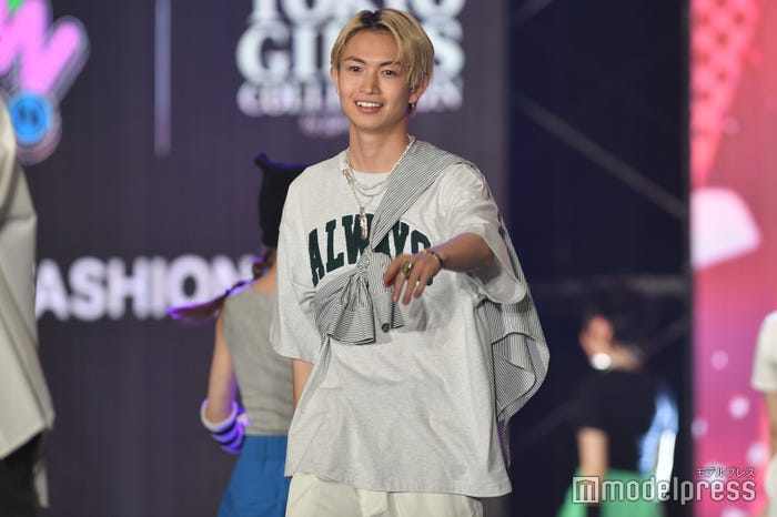 綱啓永(C)モデルプレス