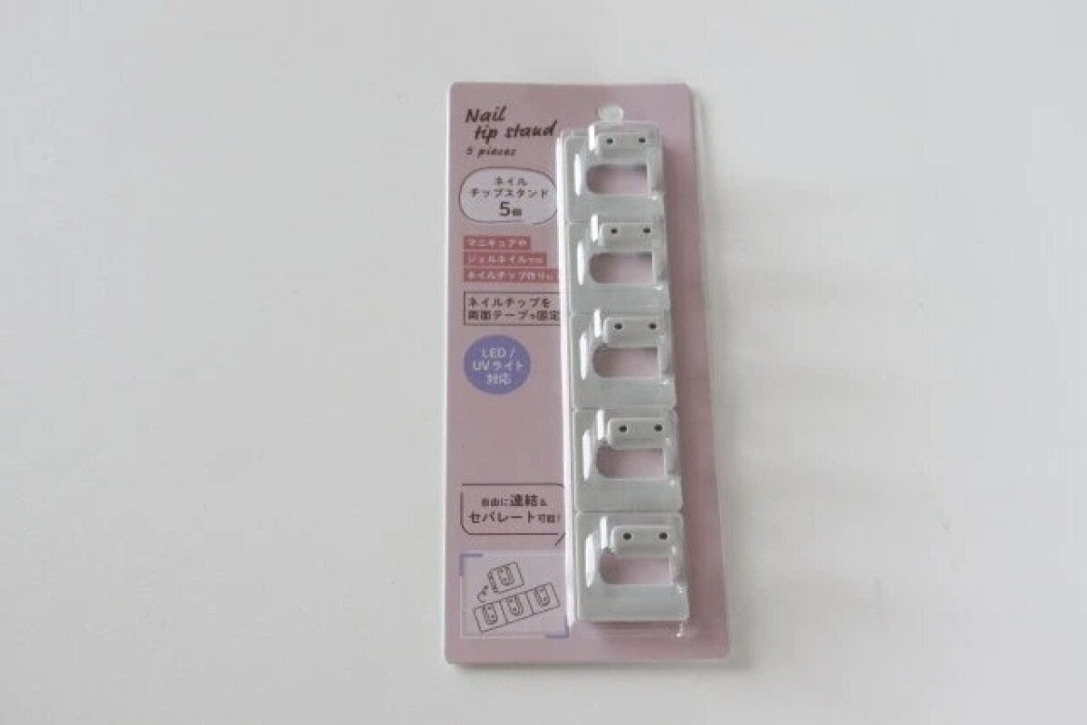 ダイソー　ネイルチップスタンド（5個）　パッケージ
