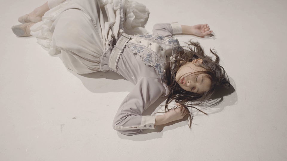 乃木坂46、32ndシングル「人は夢を二度見る」特典映像詳細発表 5