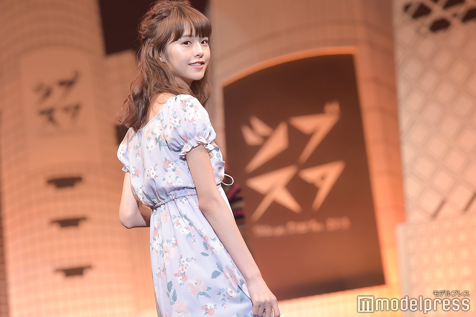 鈴木優華 （C）モデルプレス