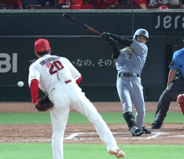 阪神・中野が途中出場で右前打 連続試合出場は継続で545試合に