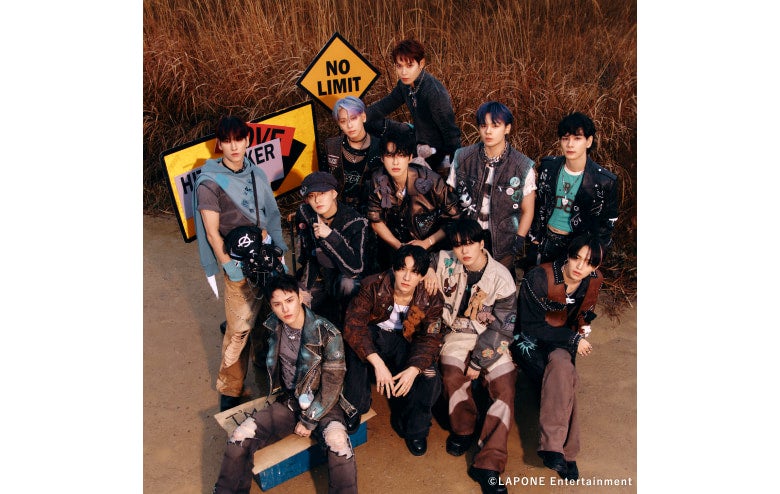 JO1（C）LAPONE Entertainment