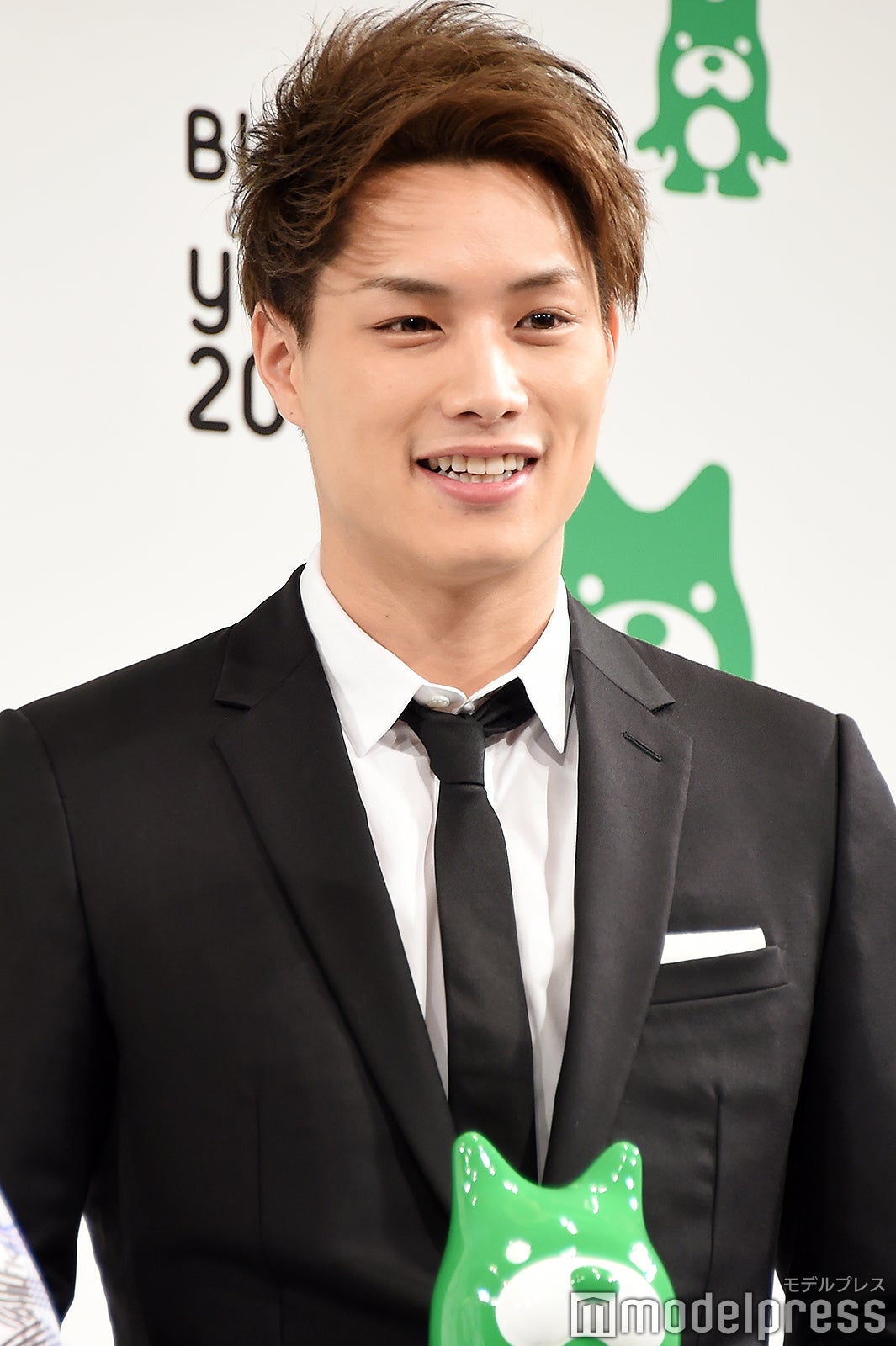 鈴木伸之の新ヘア（C）モデルプレス