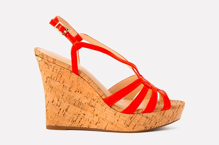 ピープトゥプラットフォームウェッジ「CHARLES & KEITH」3,726円（税込）／画像提供：CHARLES & KEITH OFFICIAL ONLINE STORE