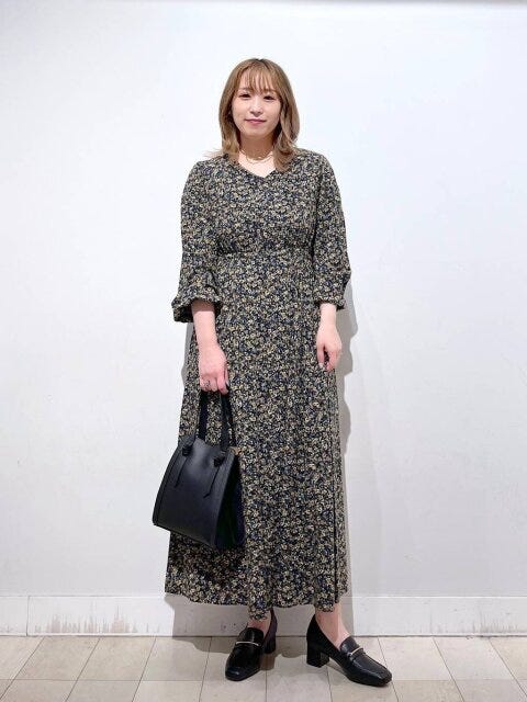 グローバルワーク　洗練ワンピース　高見え　さらさらリラックススタイルアップワンピース長袖